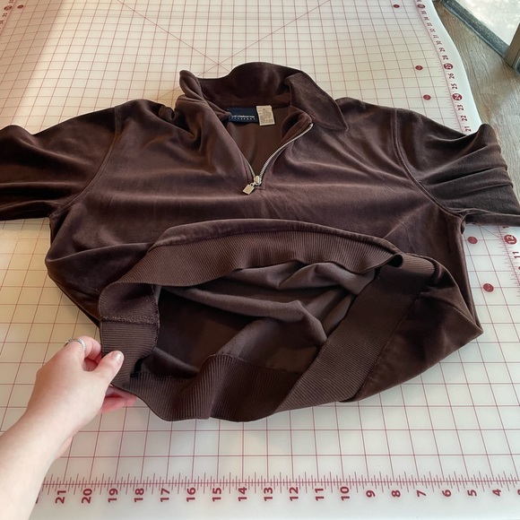Liz Claiborne Liz Sport size XL brown velvet comfy pullover athletic lounge - Picture 9 of 16